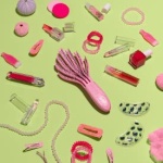 Wet Brush Go Green Curl Detangler Hairbrush, Made from Plant Based Plastic, Soft Intelliflex Bristles, For All Curl Types - Image 3