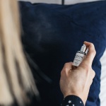 NEOM- Perfect Night's Sleep Pillow Mist Spray, 30ml | English Lavender, Chamomile & Patchouli| Scent to Sleep - Image 4