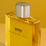 BOSS Number One - Eau de Toilette for Him - Ambery Fragrance with Notes of Nutmeg, Patchouli and Balsamic Accords - Medium Longevity - 100ml - Image 3